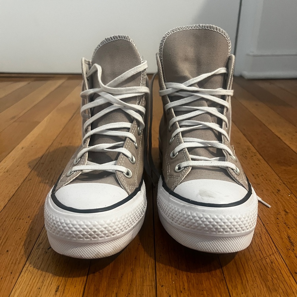 Beige Platform Converse All Star Canvas